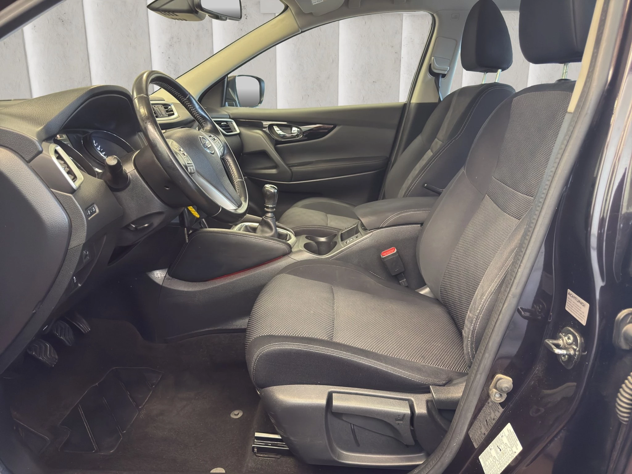 Nissan-QASHQAI-image-9