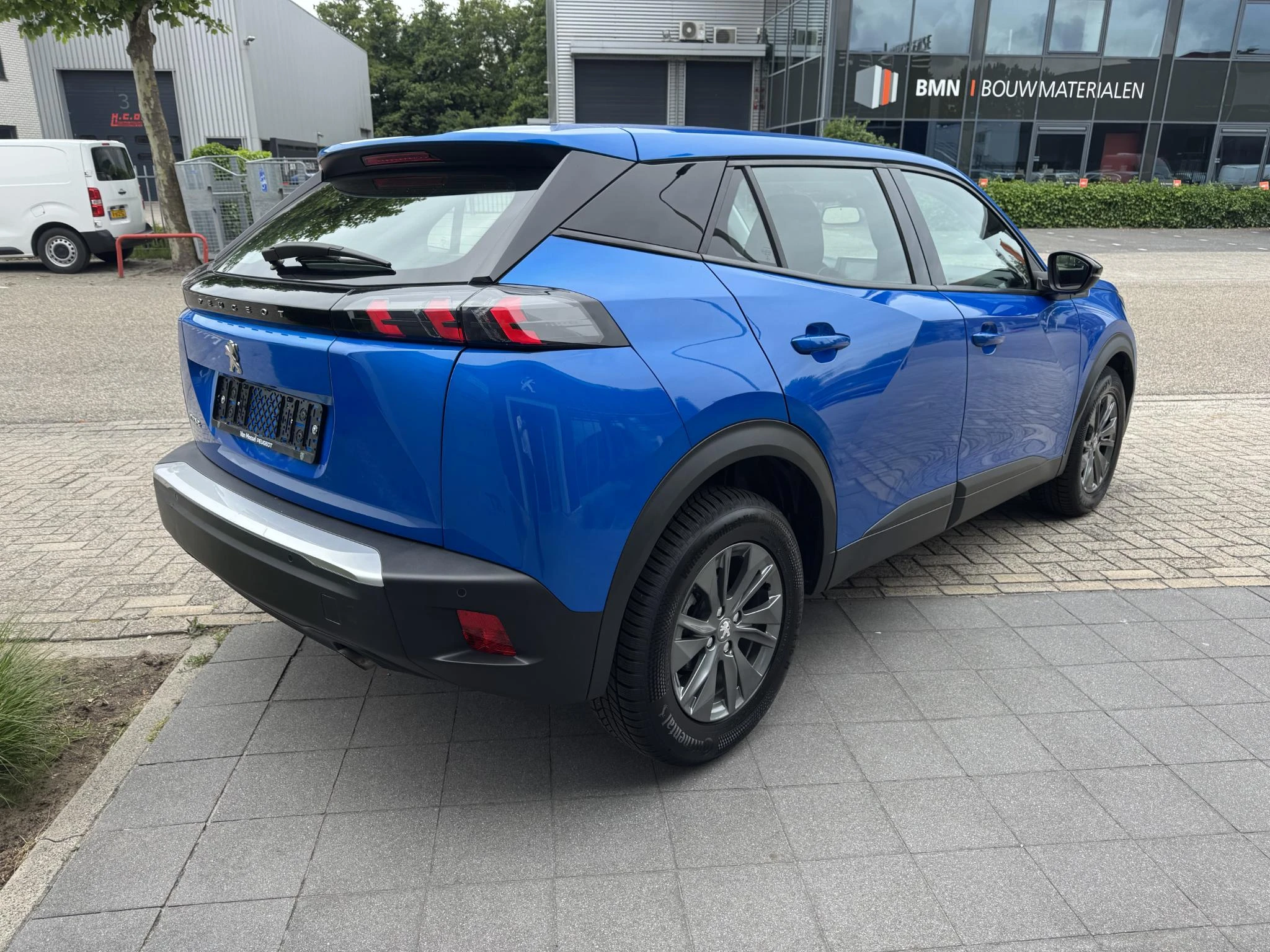 Peugeot-2008-image-4