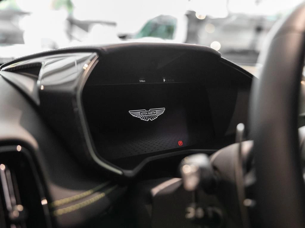 Aston Martin DBX 707 AMR Aston Martin Hamburg
