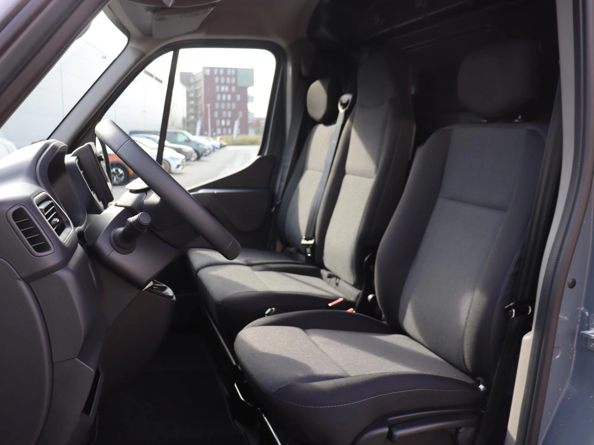 Renault-Master-image-12