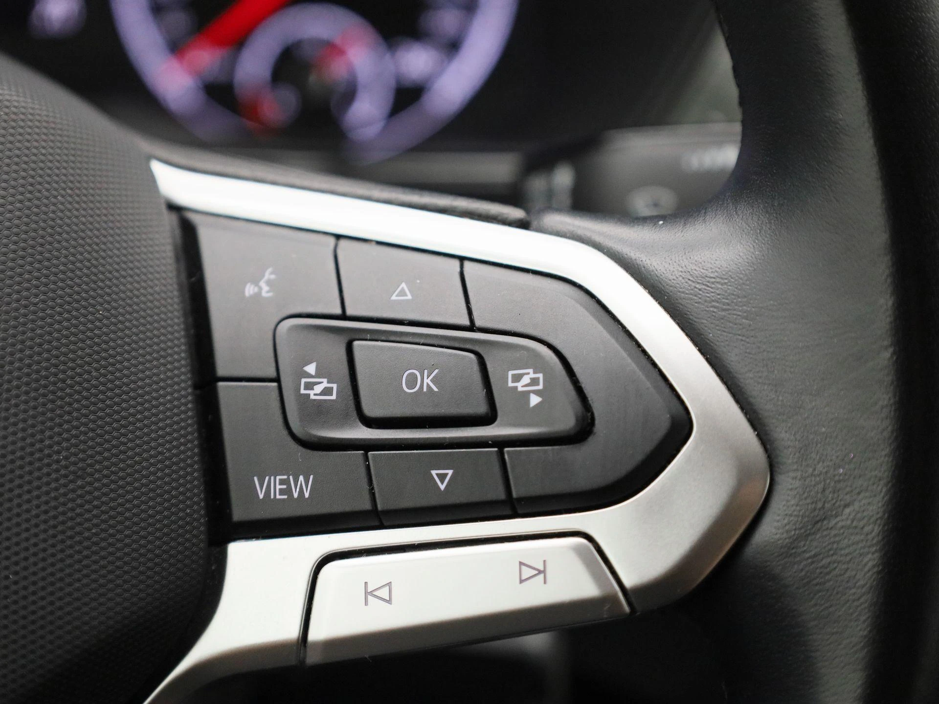 Volkswagen-T-Cross-image-21