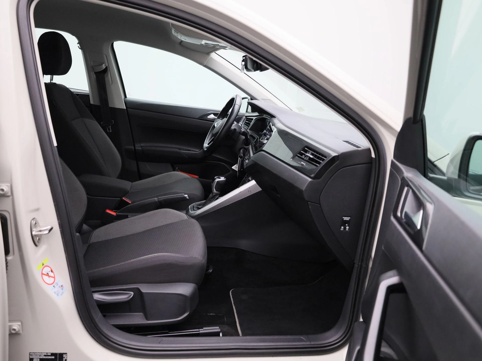 Volkswagen Polo - 31