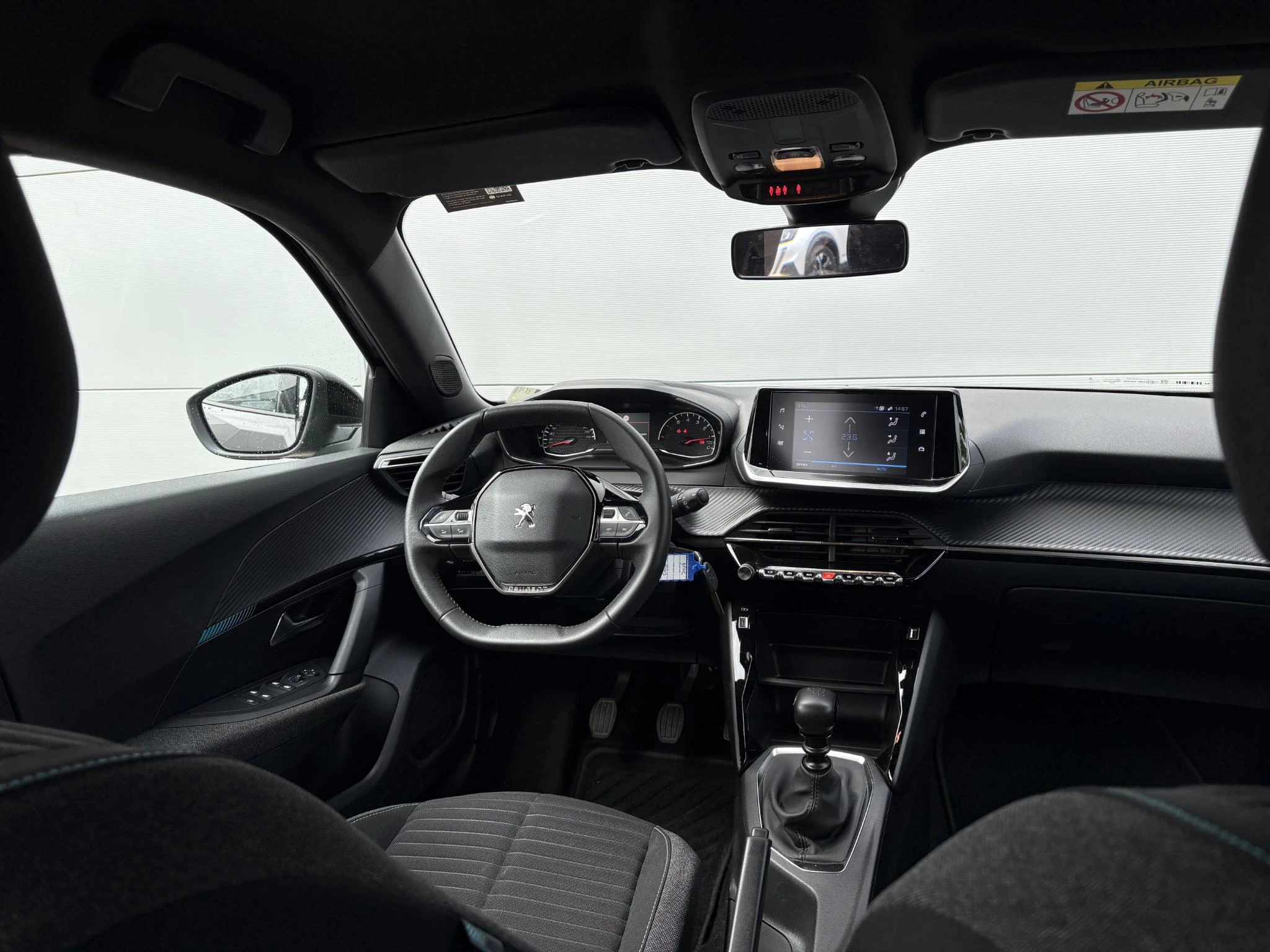 Peugeot-2008-image-21