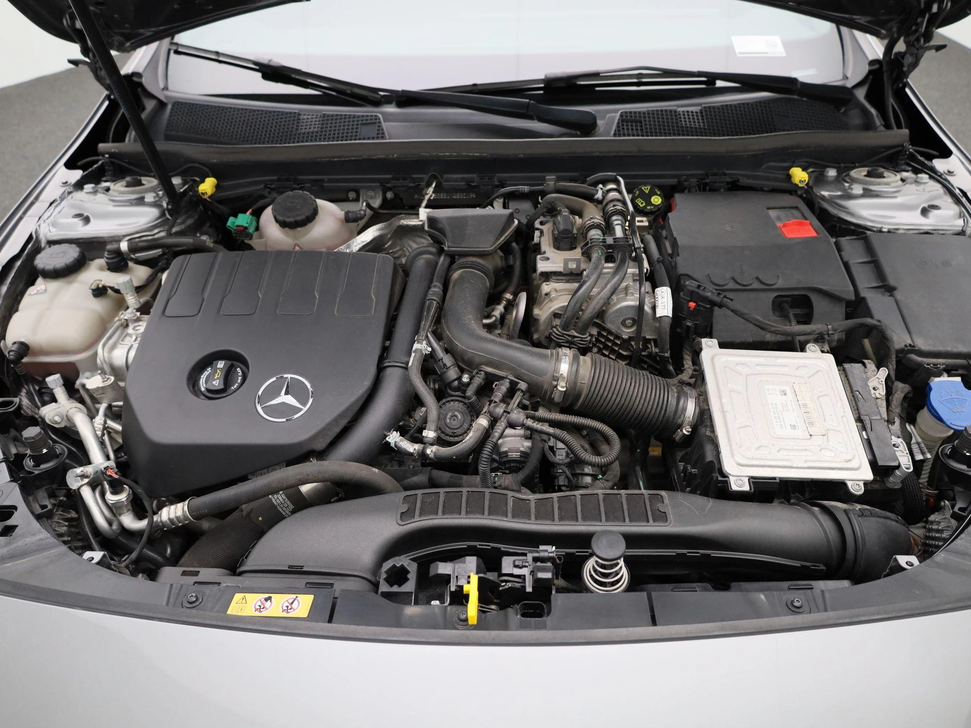 Mercedes-Benz-CLA-image-42