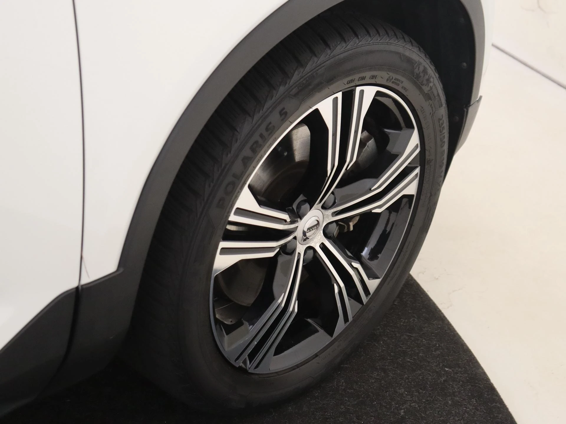 Volvo-XC40-image-28