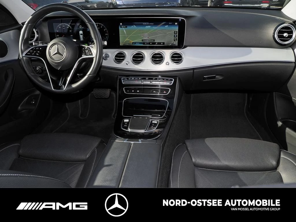 Mercedes-Benz E-Klasse 300 T de AVANTGARDE NAVI KAMERA SITZH AVANTGARDEW213 E 300 T de AVANTGARDE NAVI KAMERA SITZH AVANTGARDE