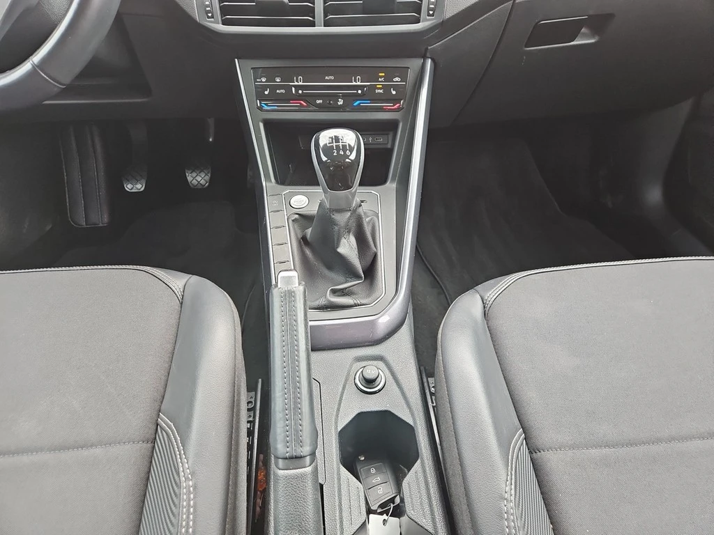 Volkswagen-Taigo-image-8