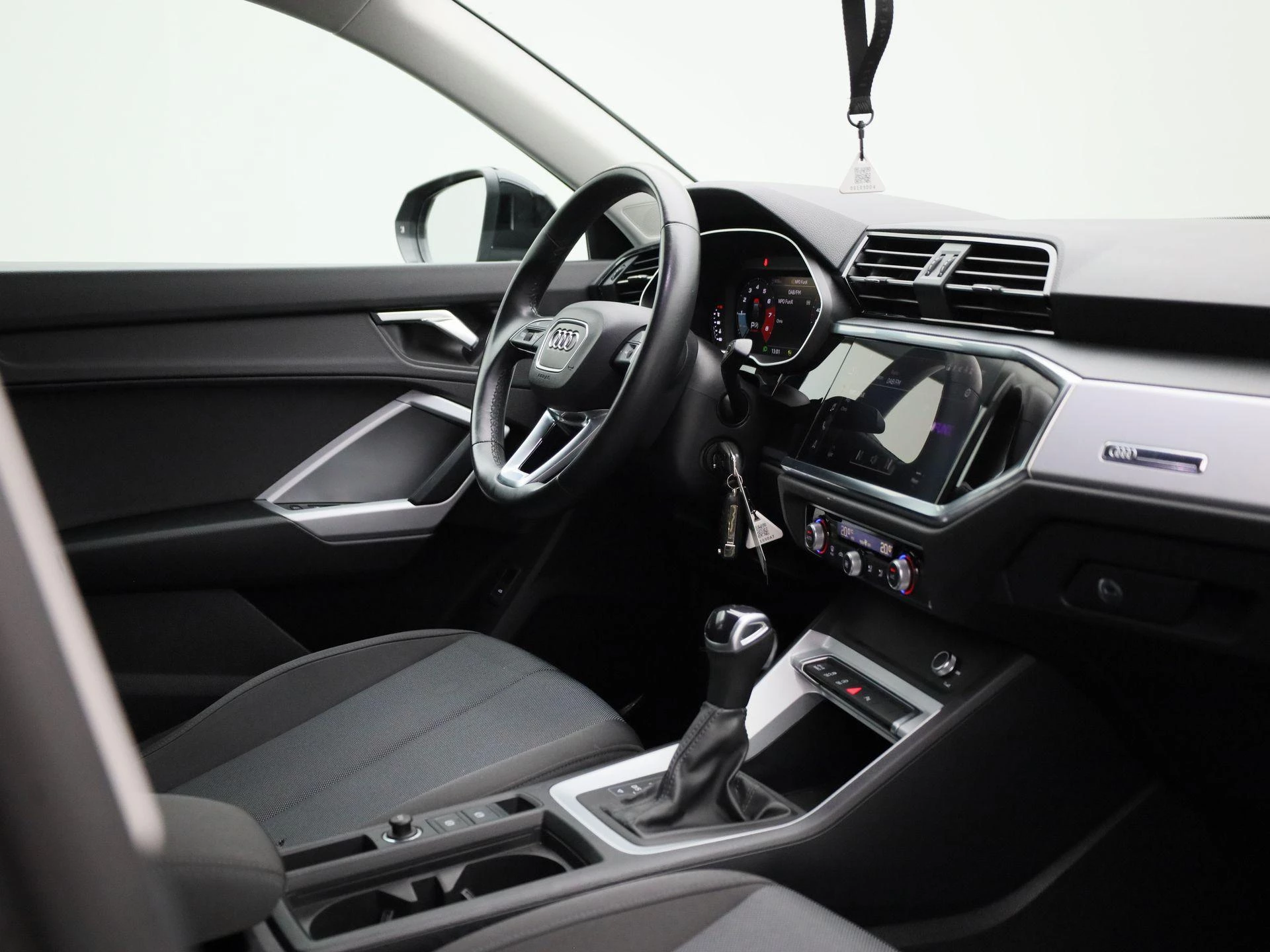 Audi-Q3-image-29