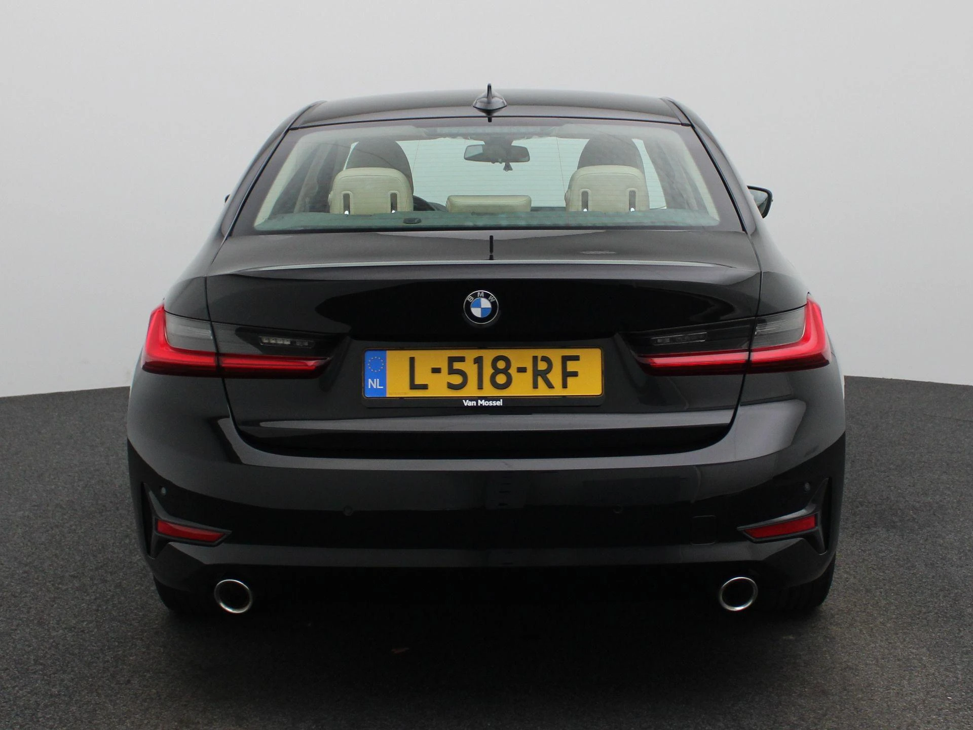 BMW-3 Serie-image-5