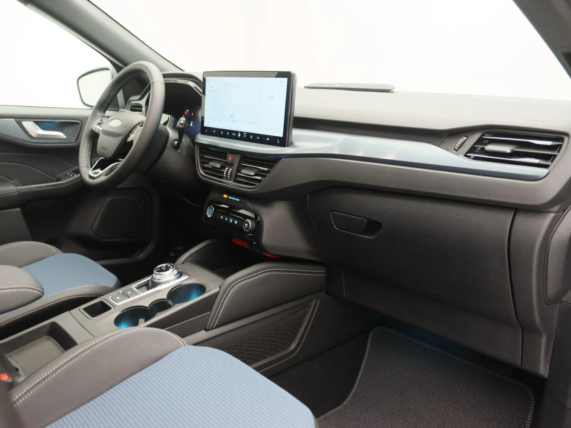 Ford-Kuga-image-25
