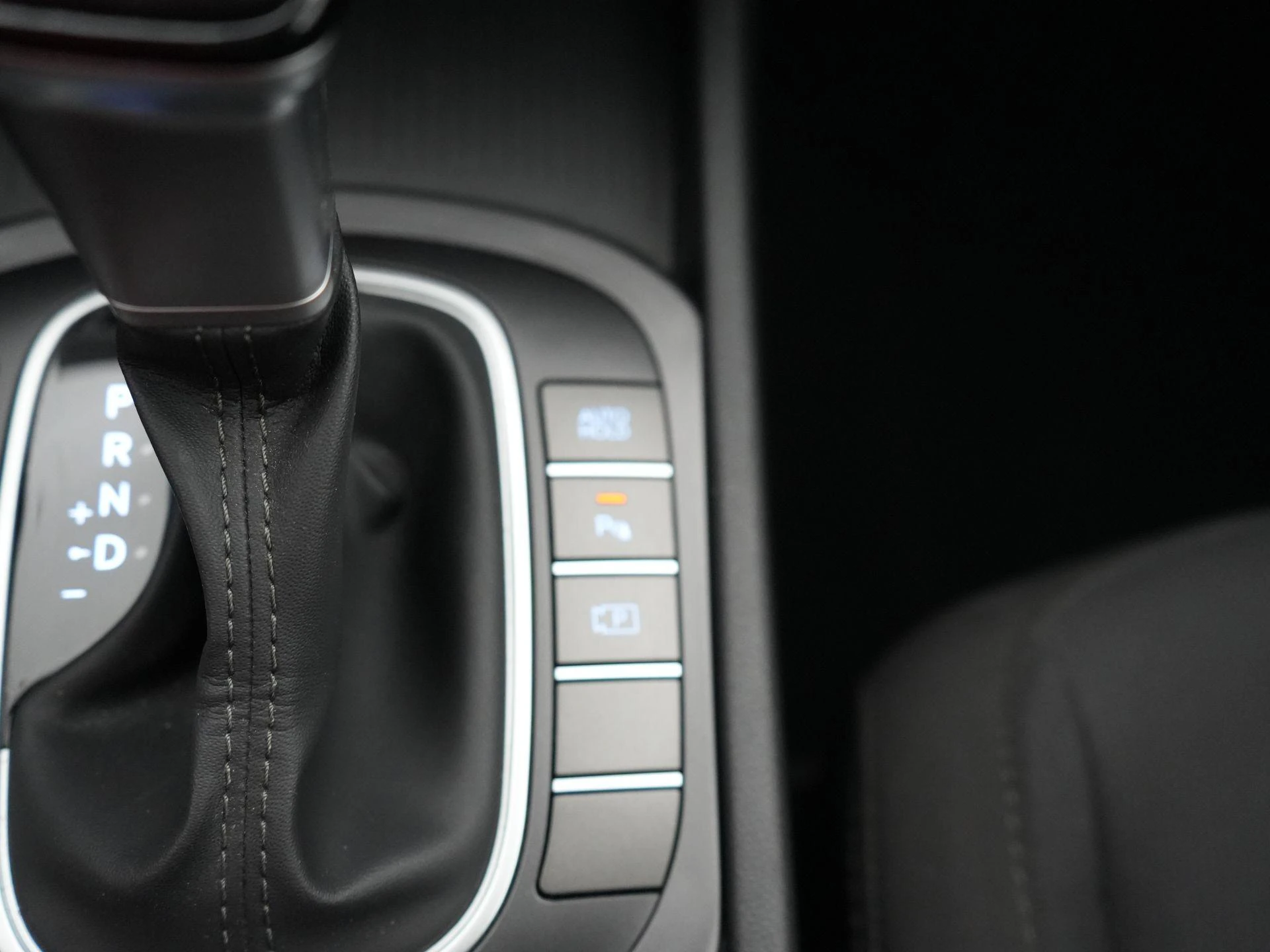 Hyundai-Kona-image-17
