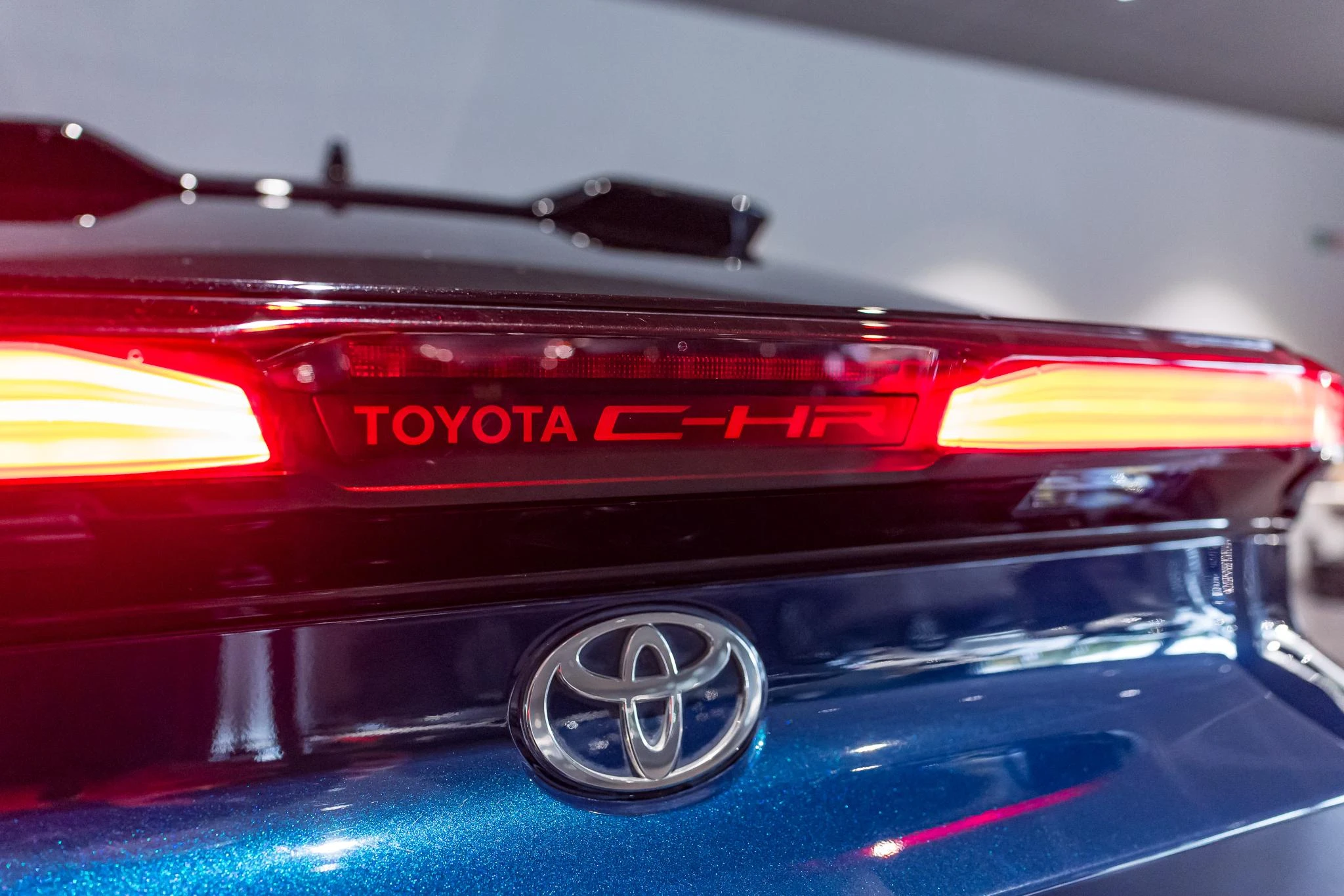 Toyota-C-HR-image-9