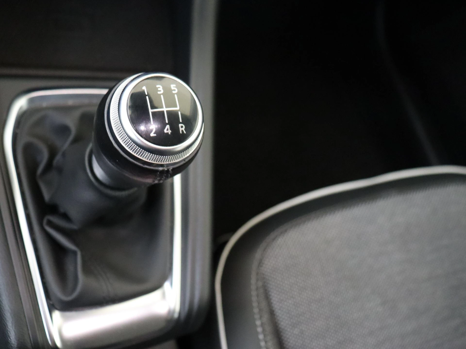 Renault-Captur-image-13