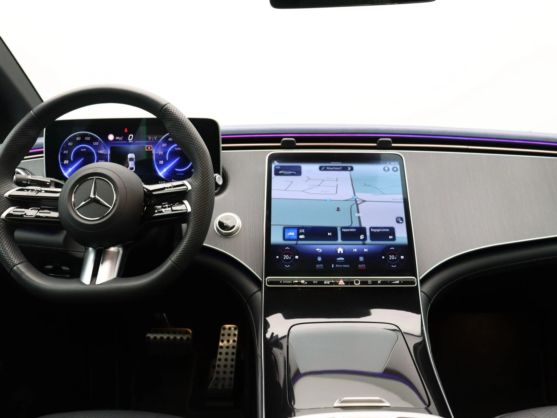 Mercedes-Benz-EQE-image-16