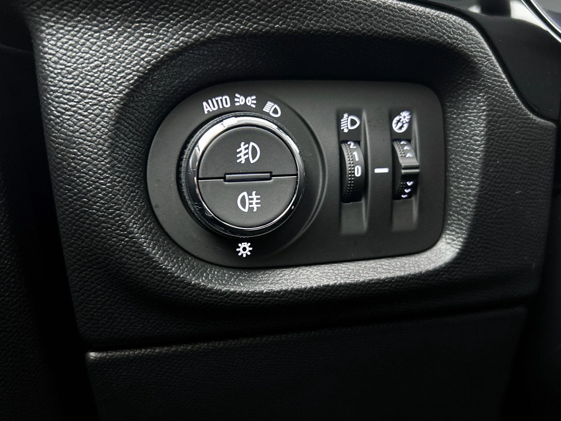 Opel-Corsa-image-24