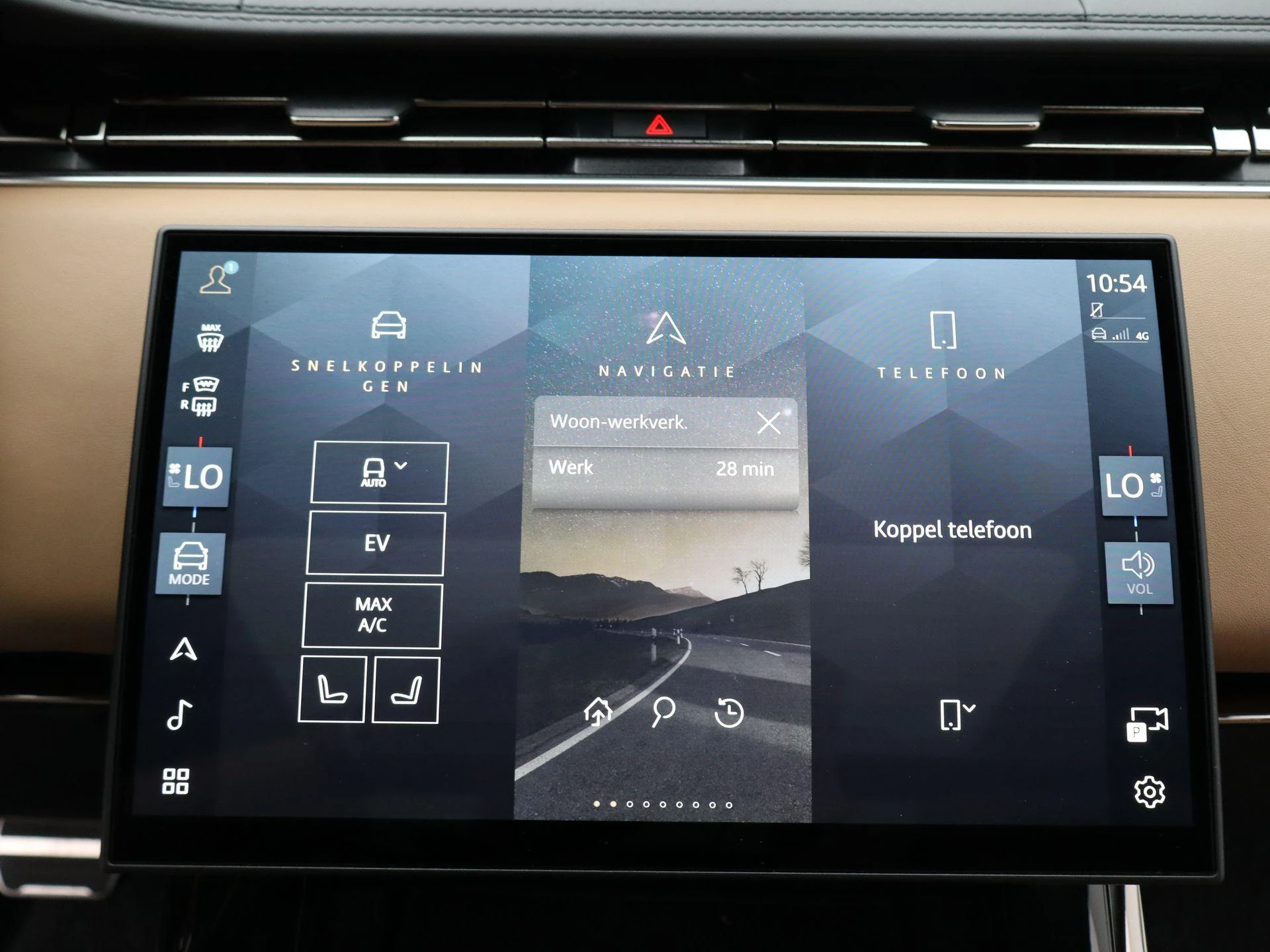 Land Rover-Range Rover Sport-image-21