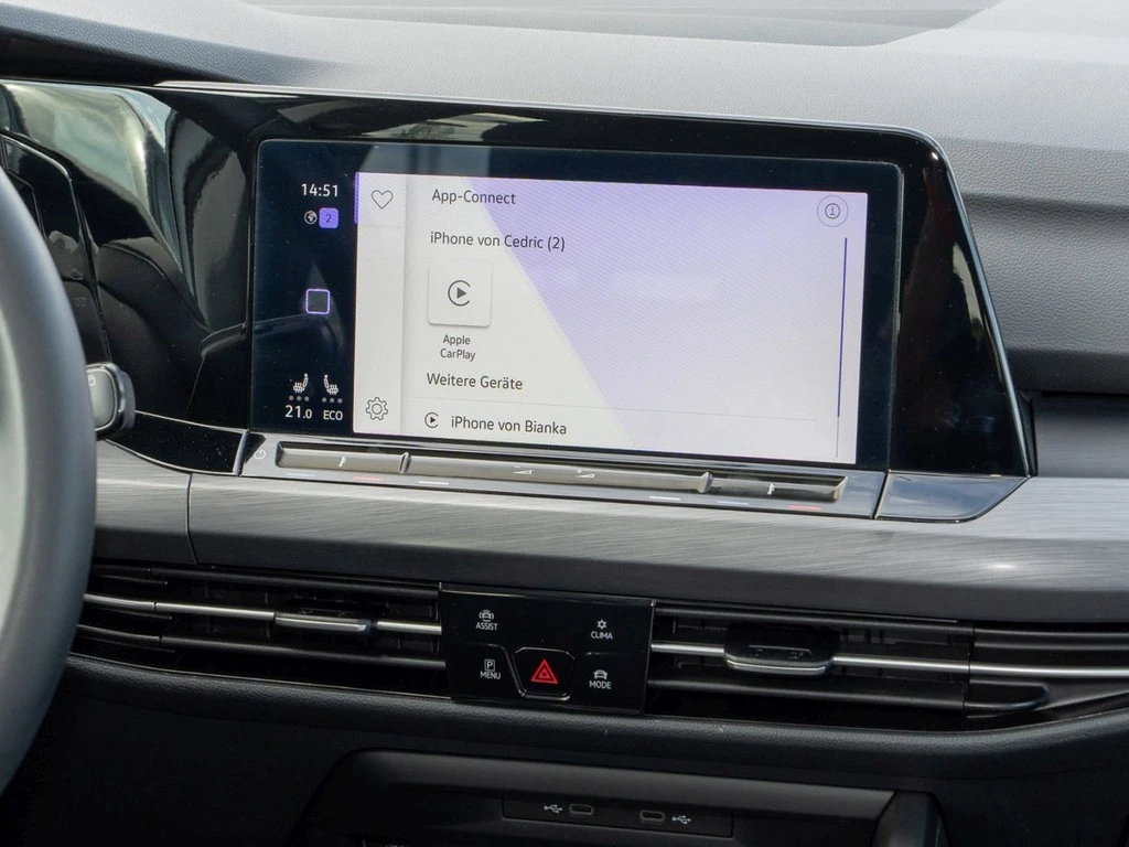 Volkswagen-Golf-image-10