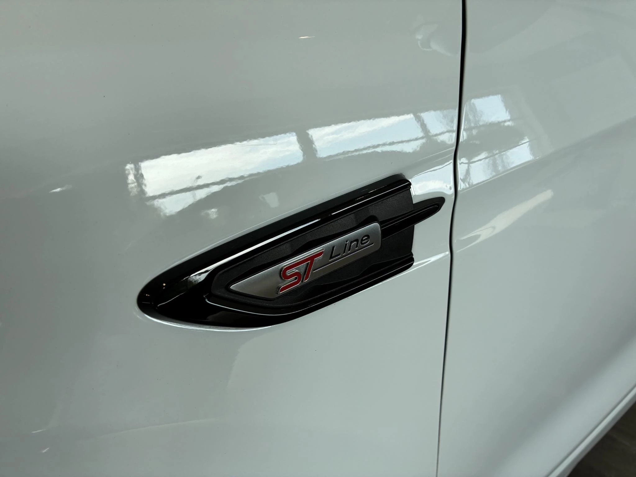 Ford-Kuga-image-8