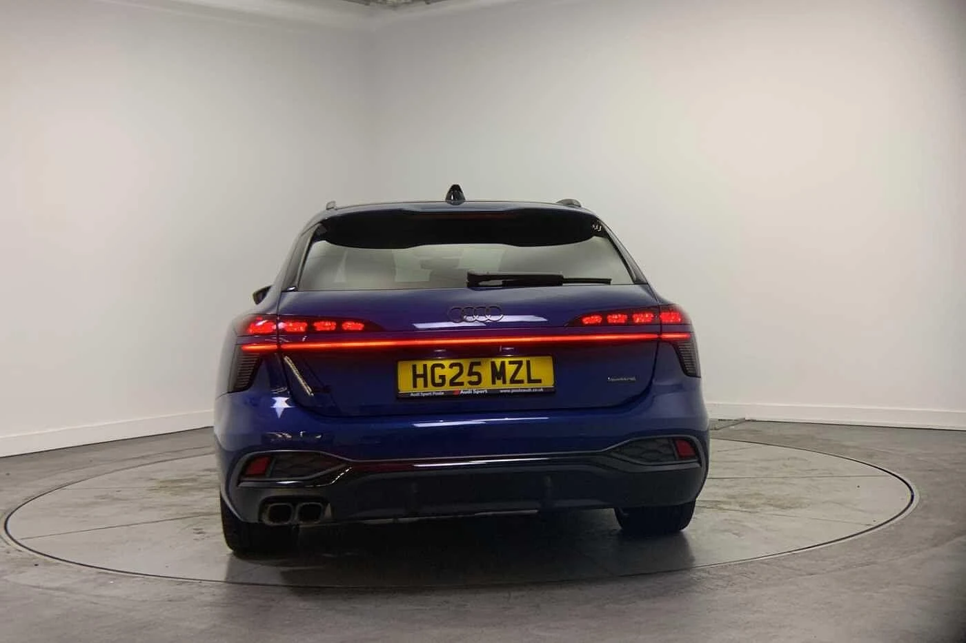 Audi-A6-image-10