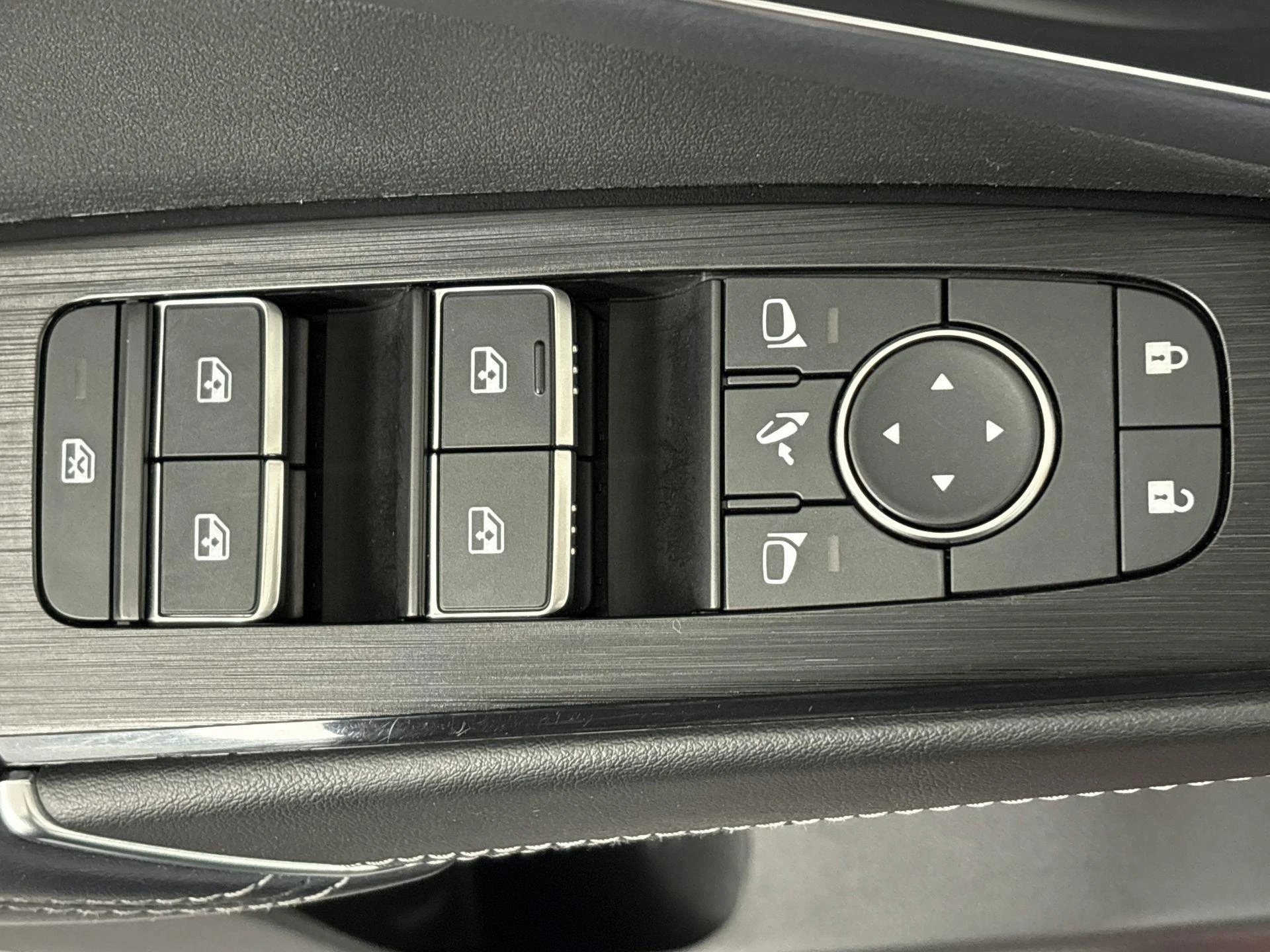 Nissan-QASHQAI-image-28