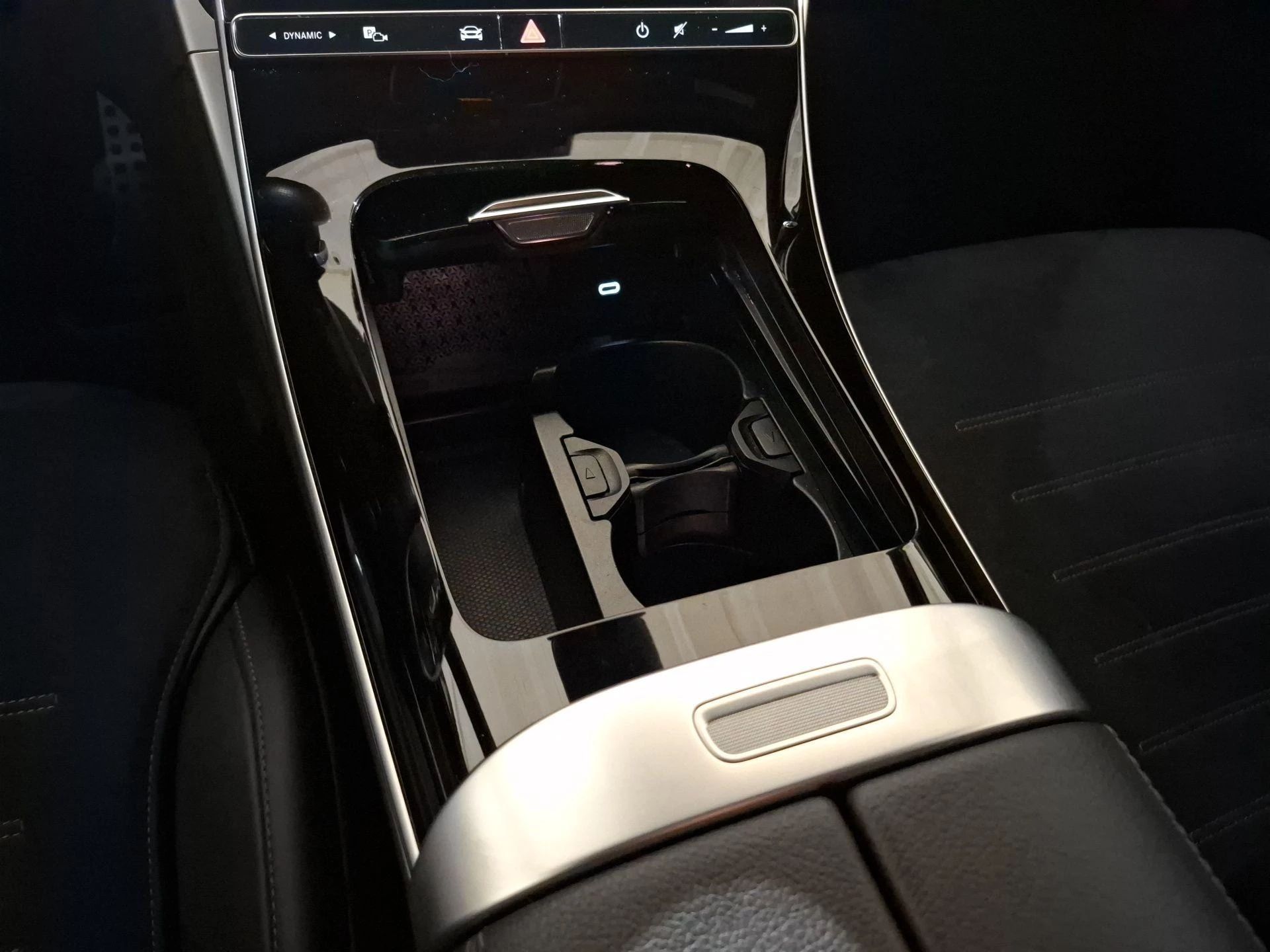 Mercedes-Benz-Classe C-image-9