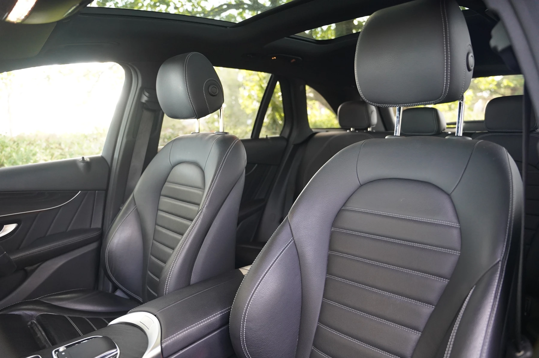 Mercedes-Benz-GLC-image-9