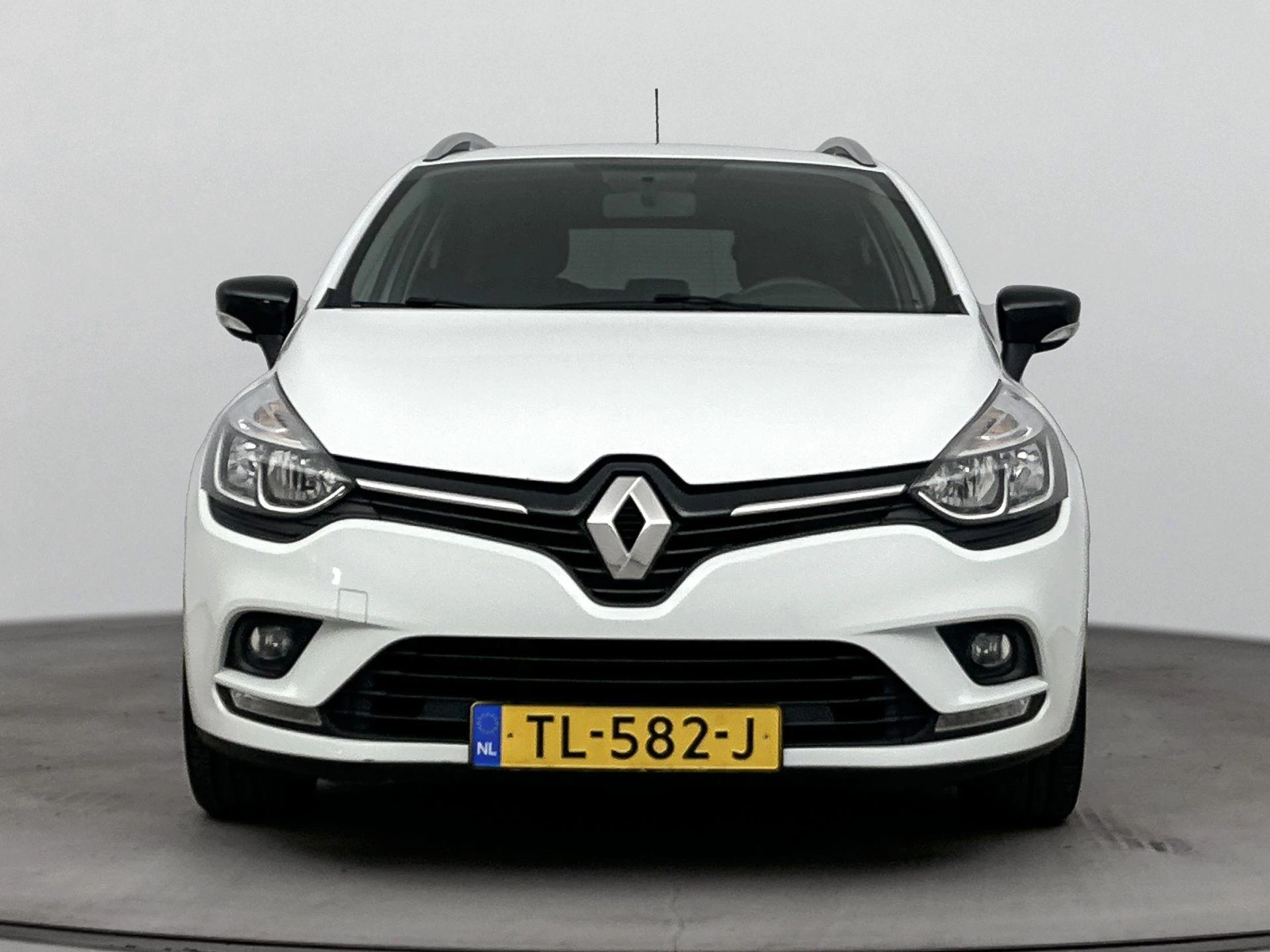 Renault-Clio-image-4