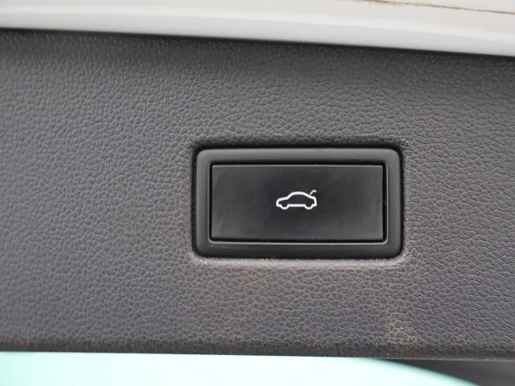 Volkswagen-Tiguan-image-15