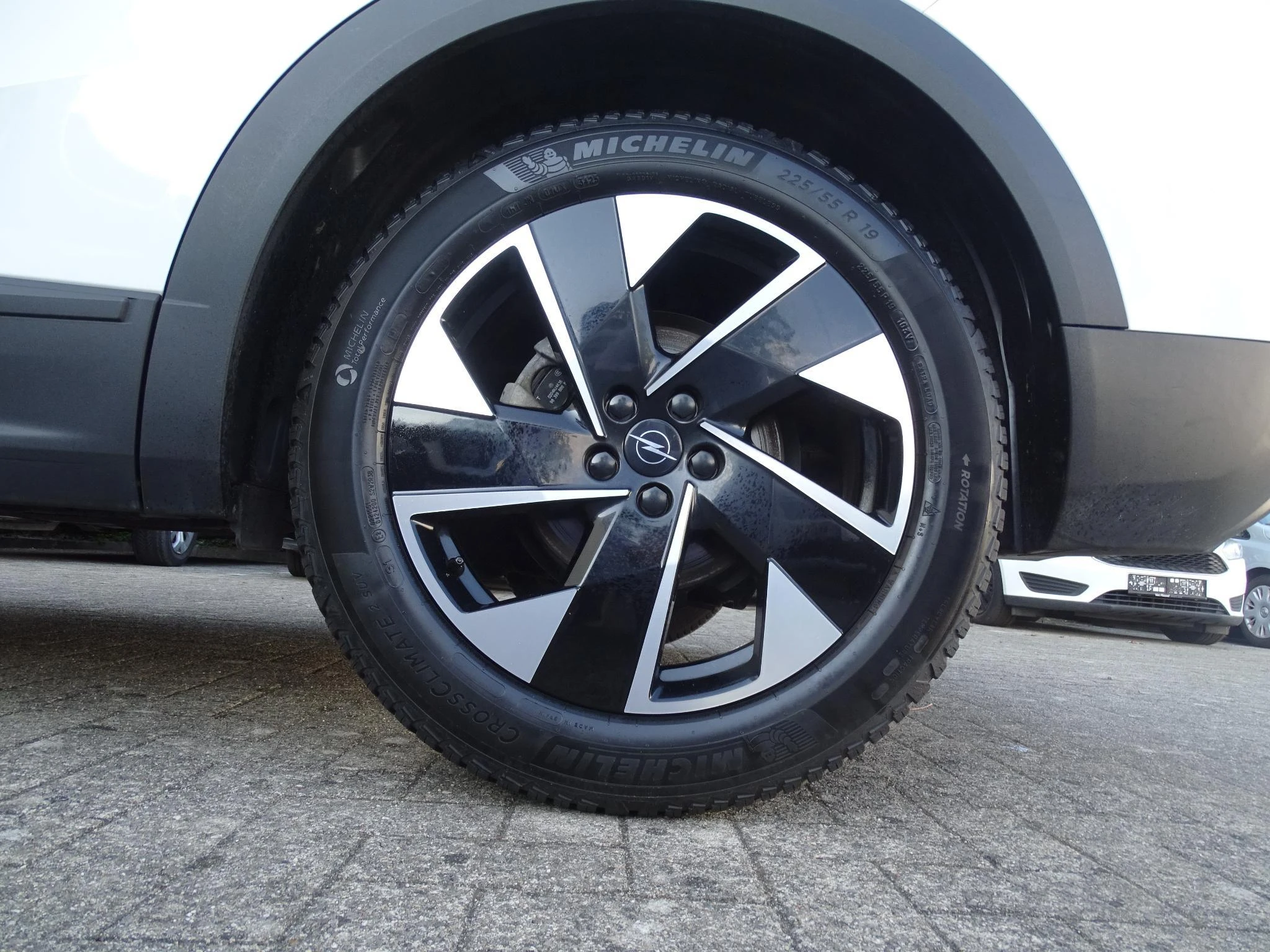 Opel-Grandland-image-10