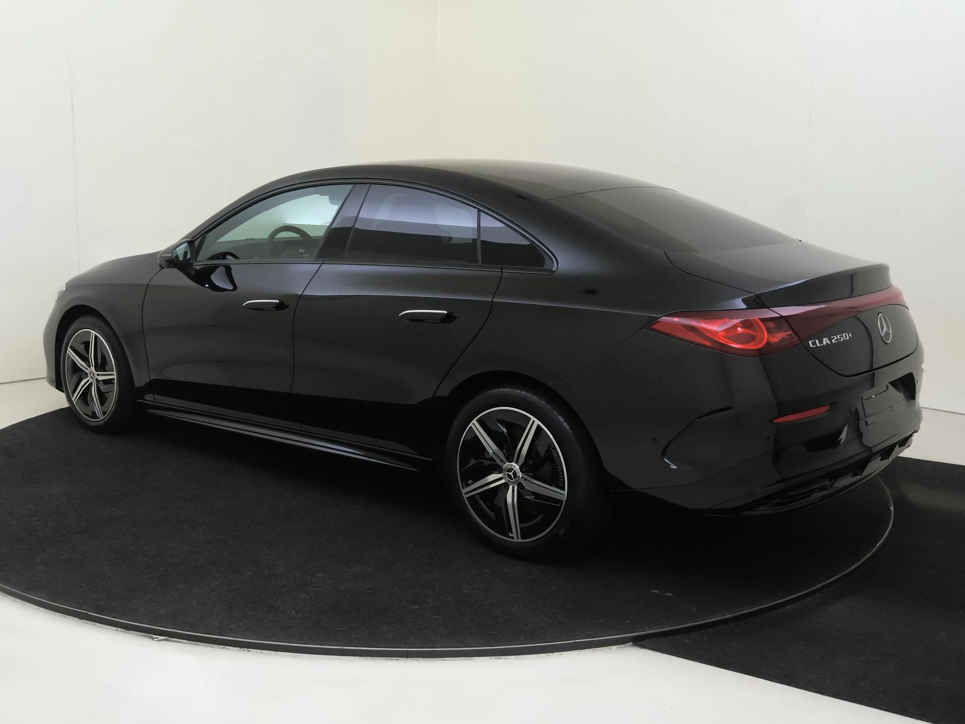 Mercedes-Benz CLA 250+ Launch Edition 85.5 kWh