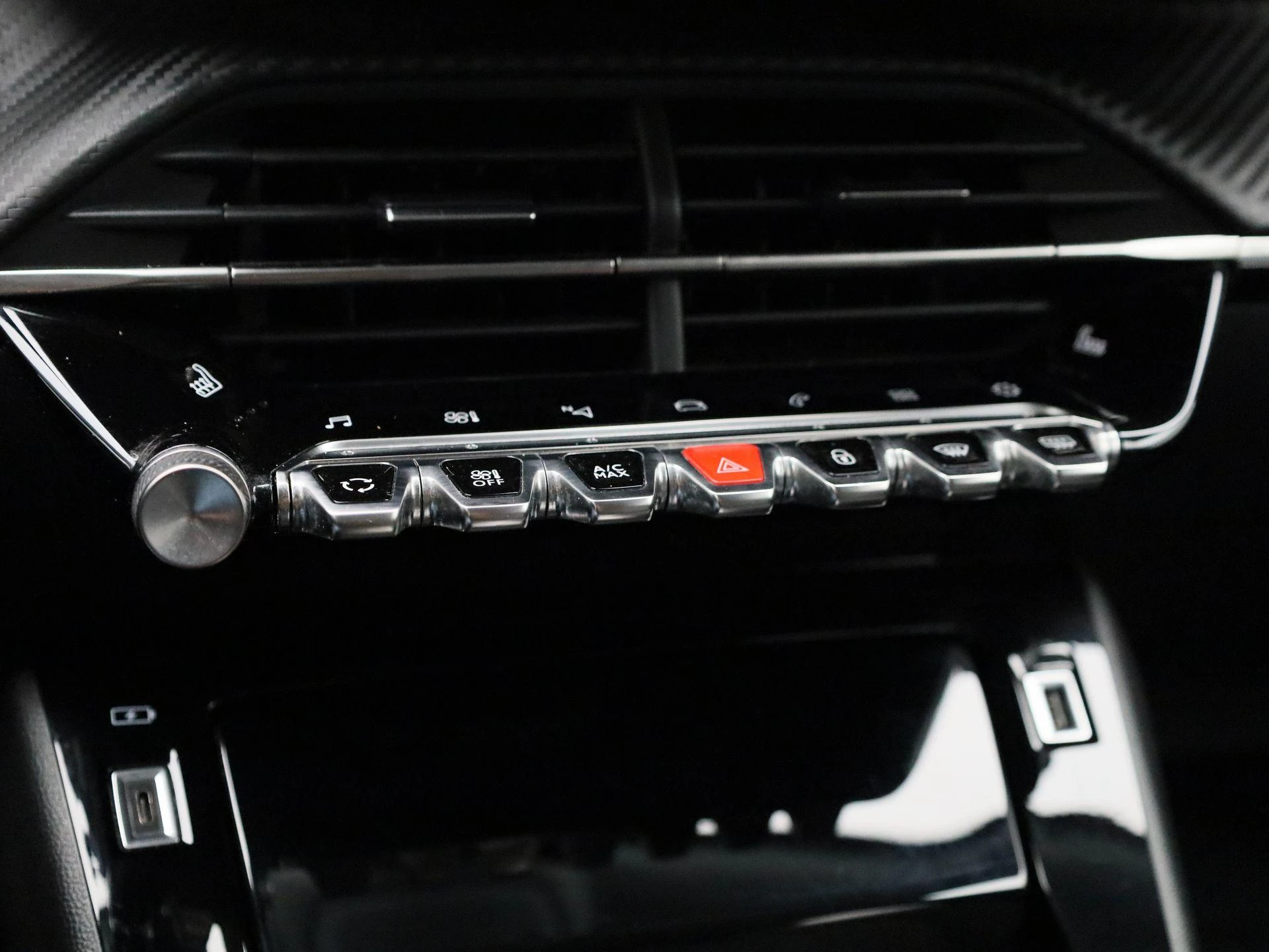 Peugeot-2008-image-17