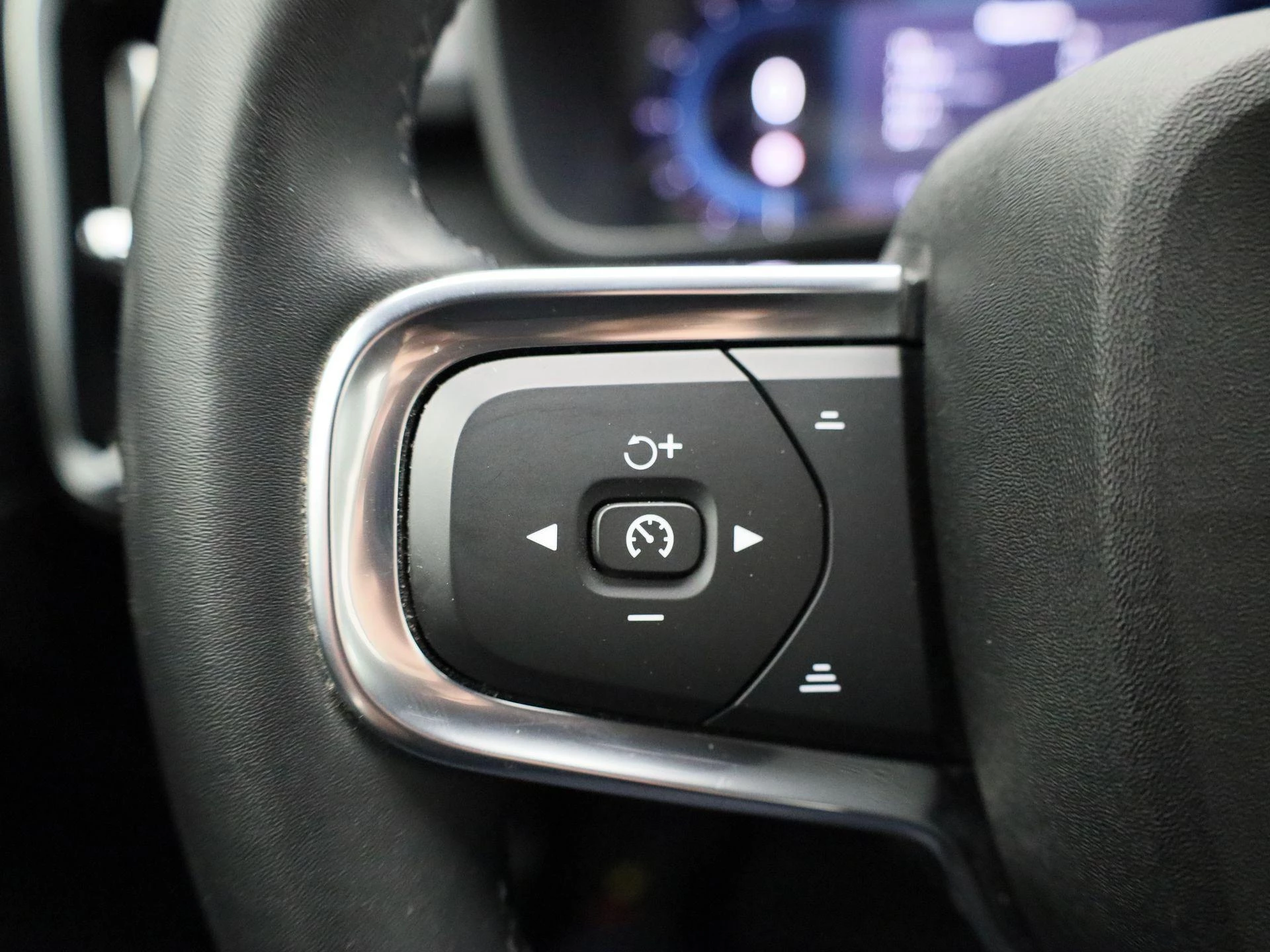 Volvo XC40 Recharge Core