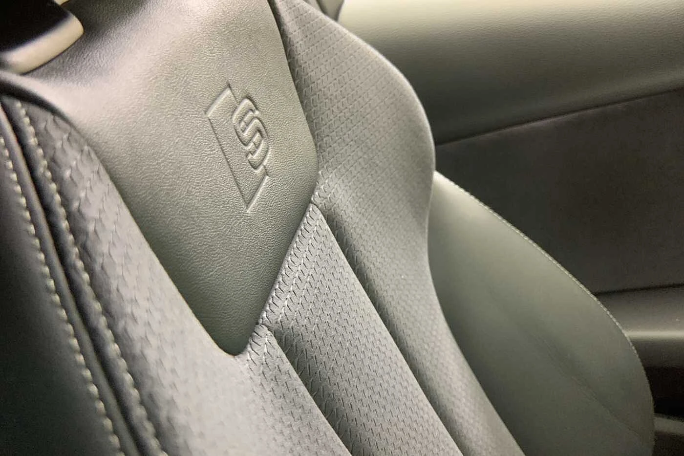 Audi-A4-image-20