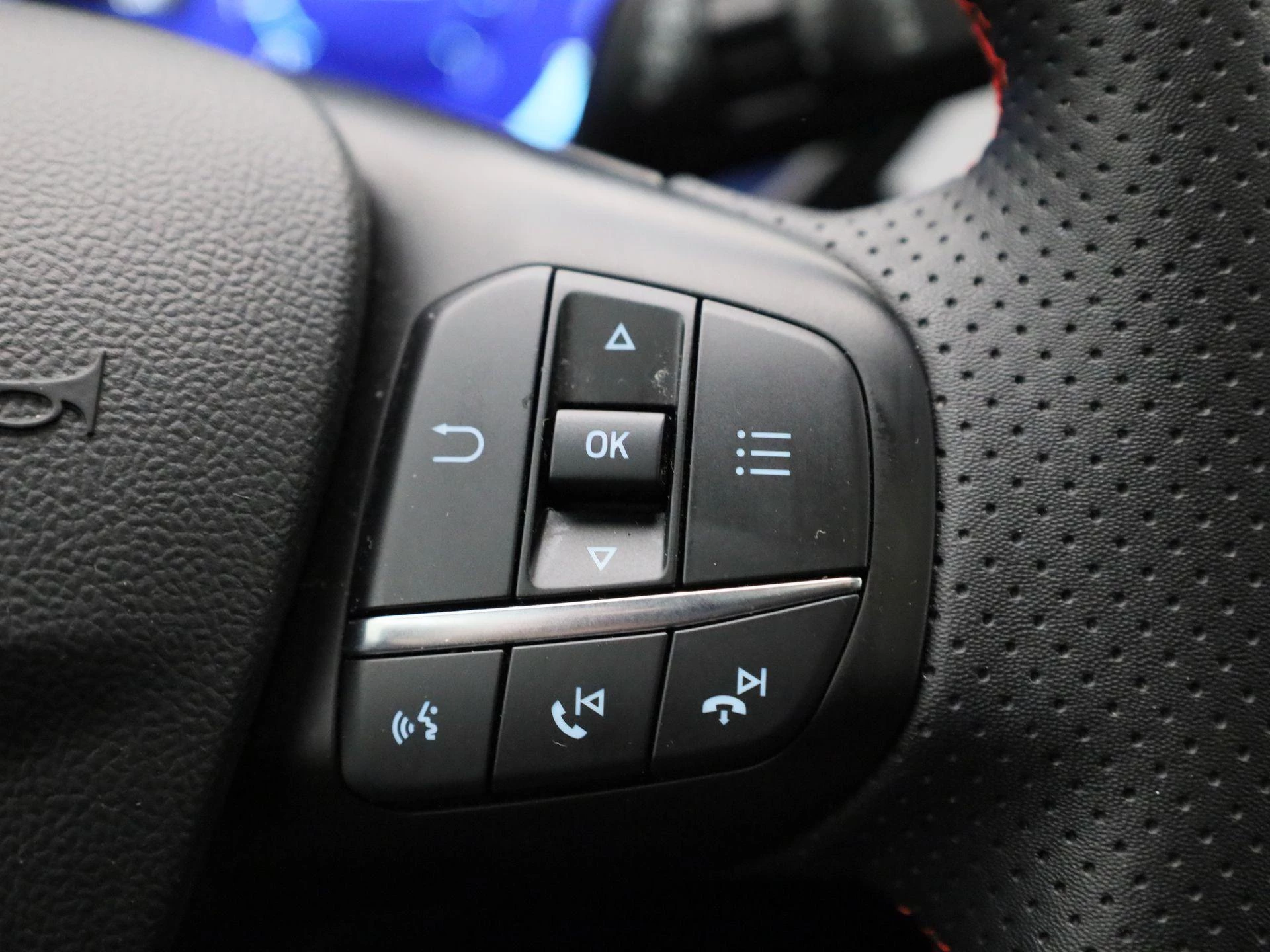 Ford-Kuga-image-21