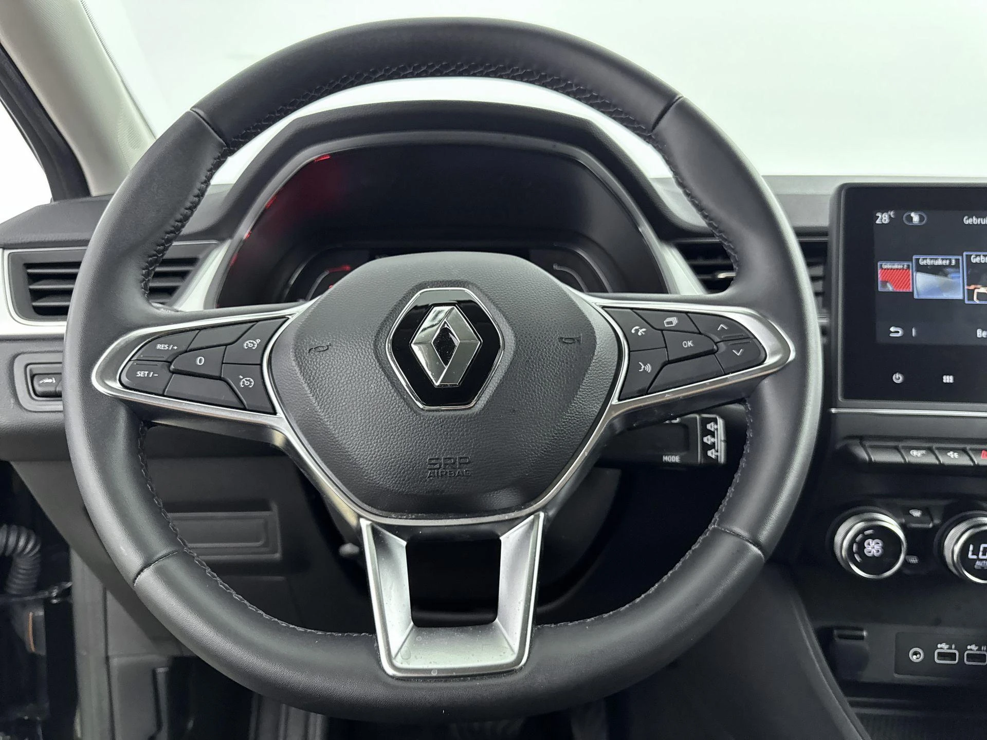 Renault-Captur-image-20
