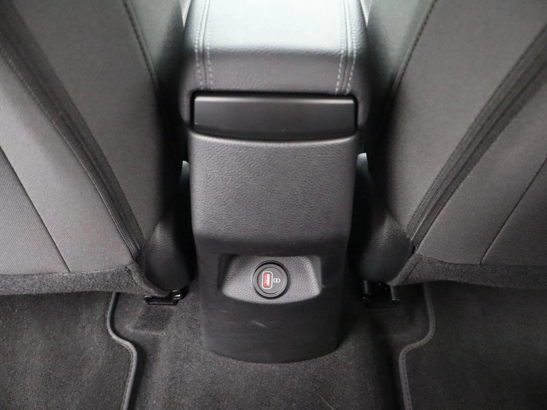 Kia-Stonic-image-32