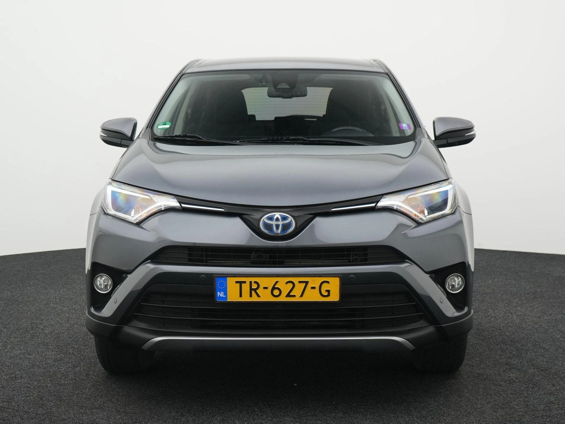 Toyota-RAV4-image-2