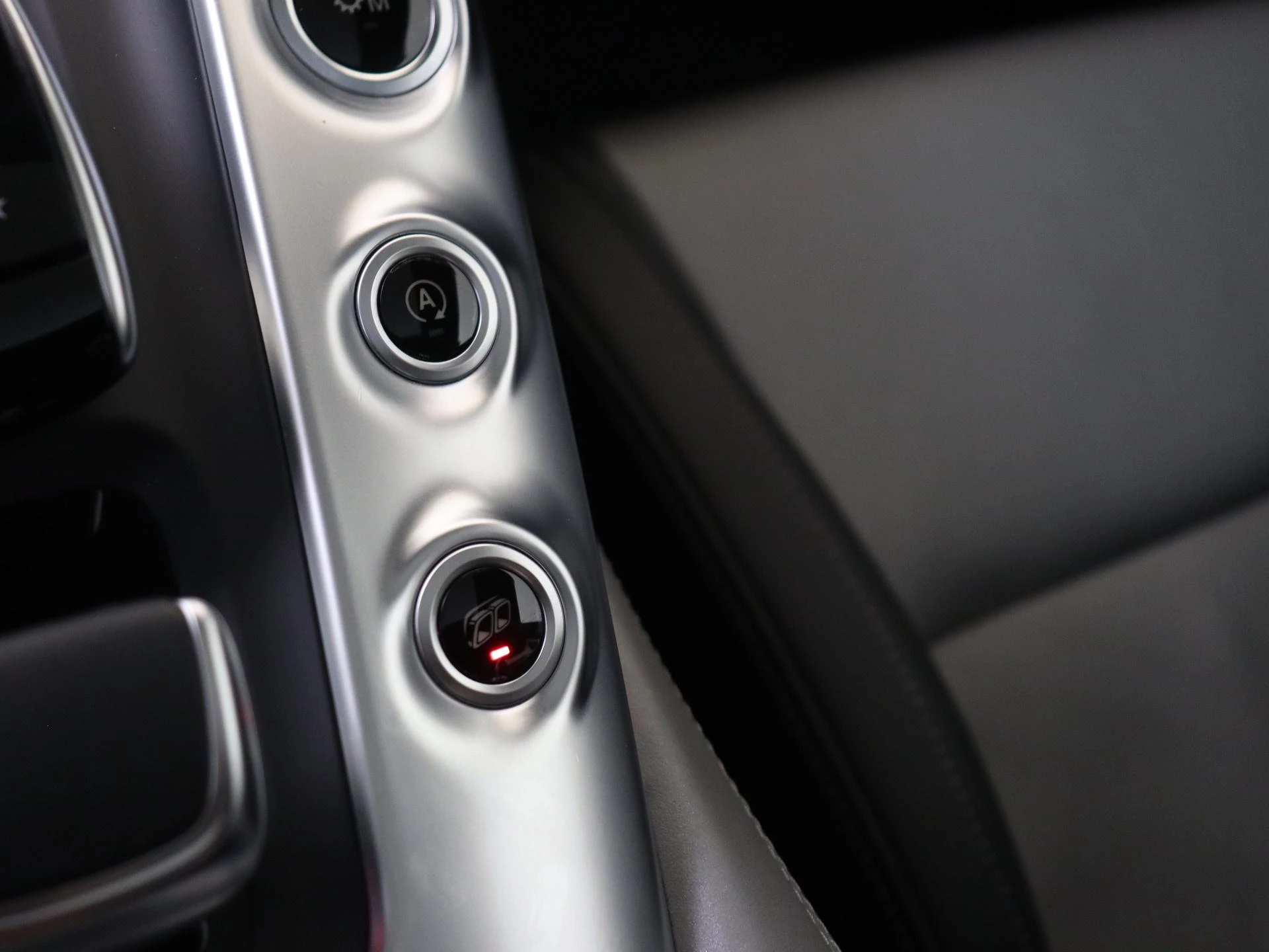 Mercedes-AMG-GT-image-29