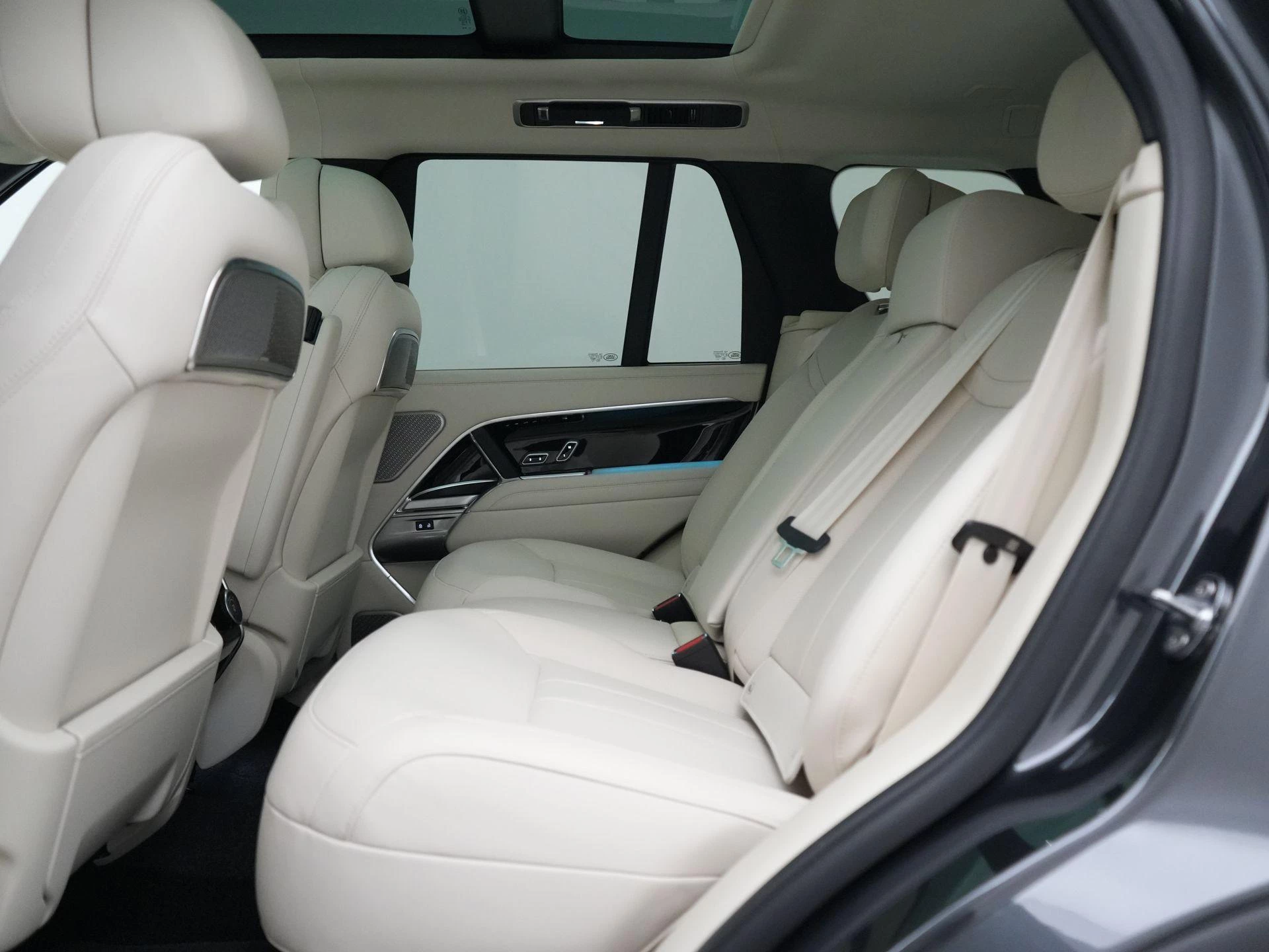 Land Rover Range Rover 3.0 P550e Autobiography PHEV