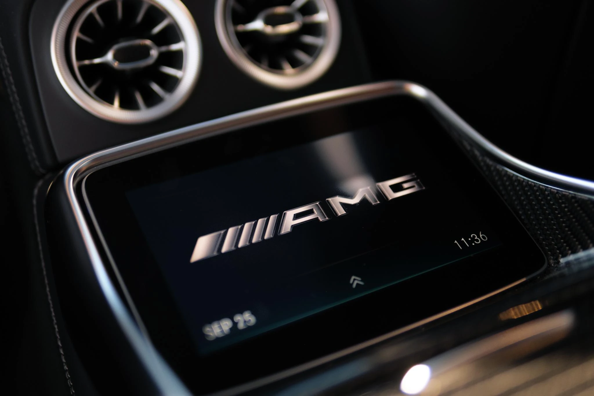 Mercedes-AMG-GT-image-35