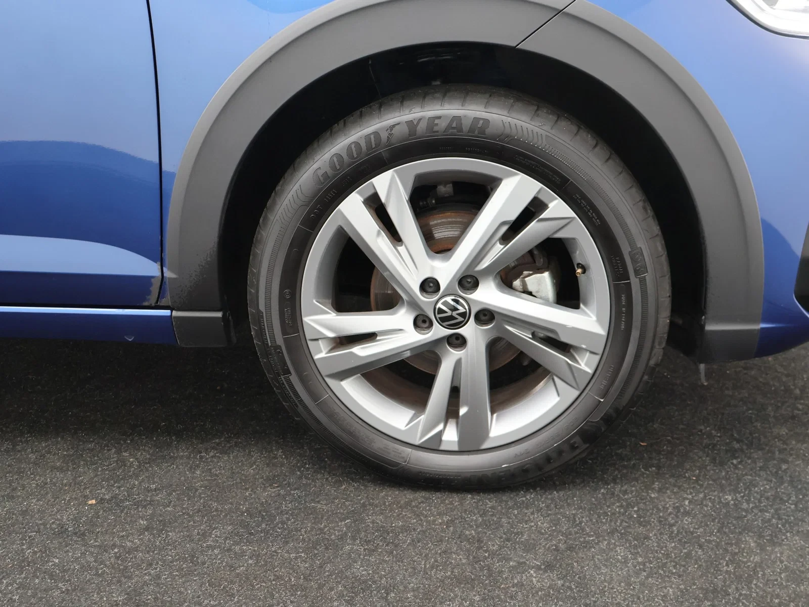 Volkswagen-Taigo-image-7