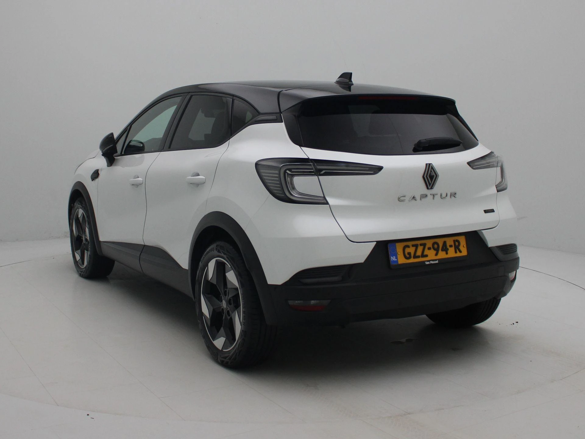 Renault-Captur-image-1