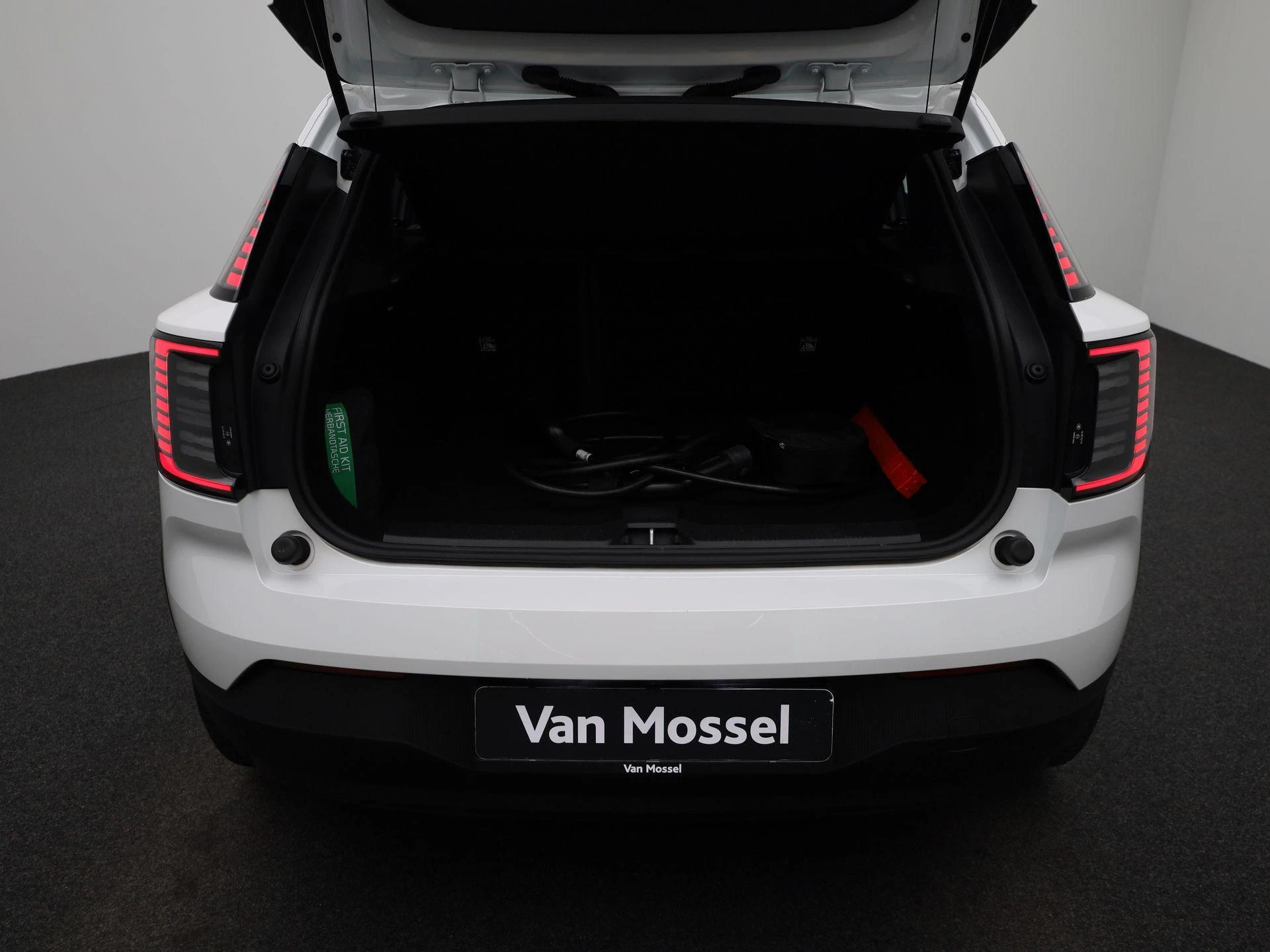 Volvo-EX30-image-12