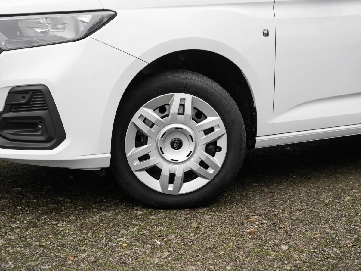 Ford-Transit Connect-image-4