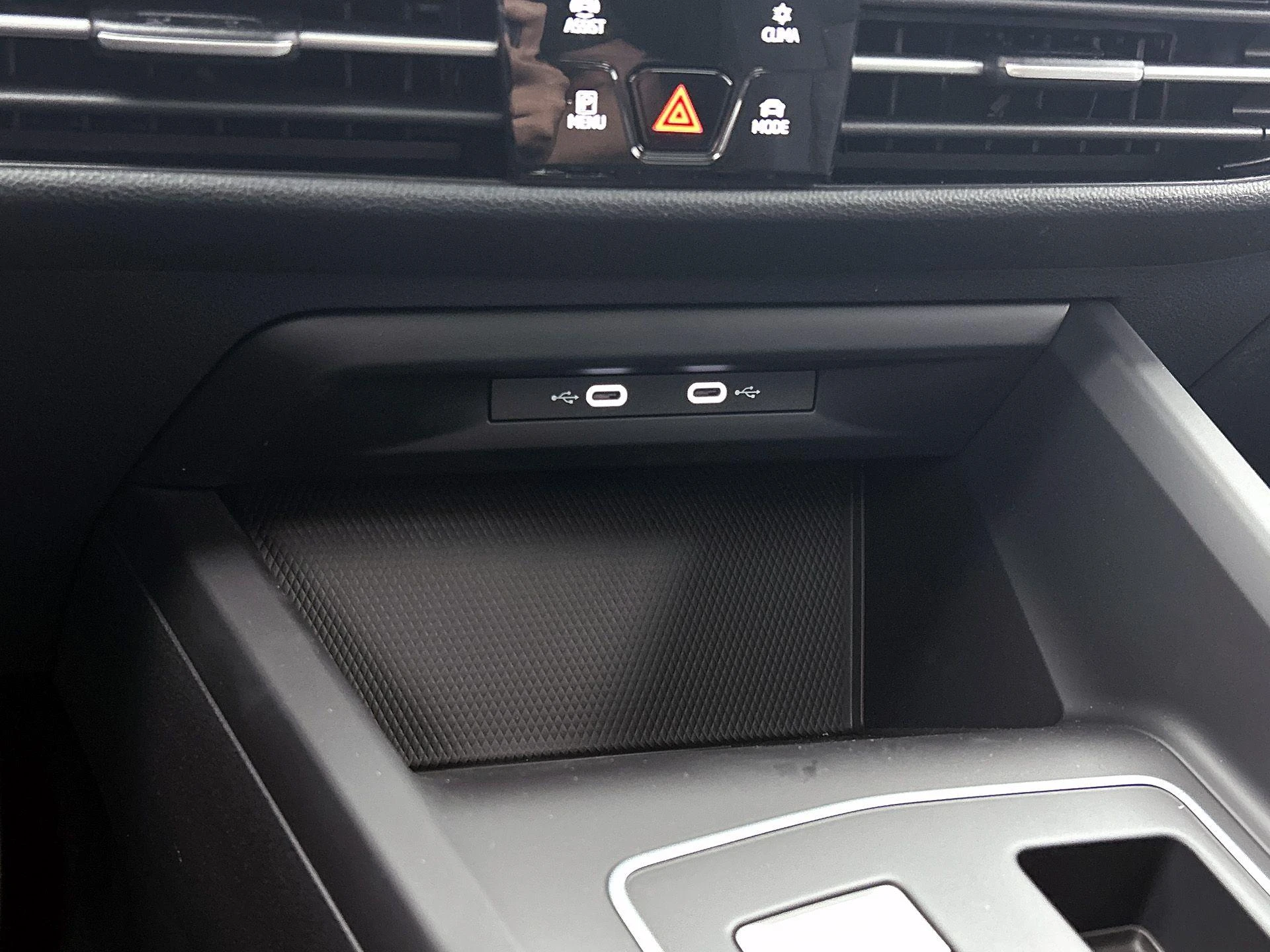 Volkswagen Golf 1.5 eHybrid Life Edition 204pk