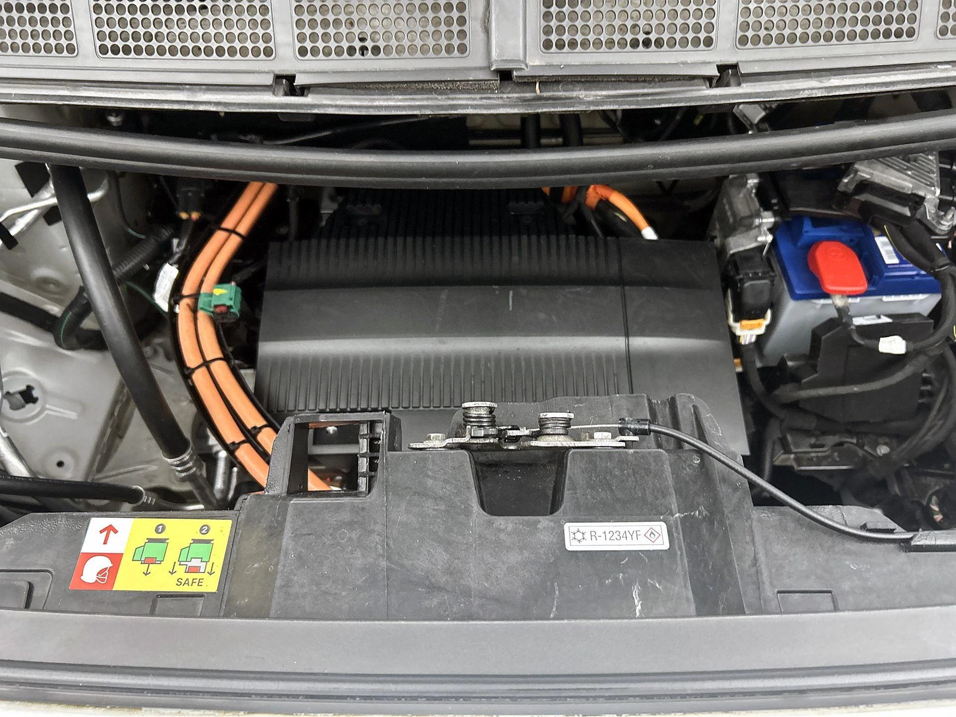 Opel-Vivaro-e-image-20