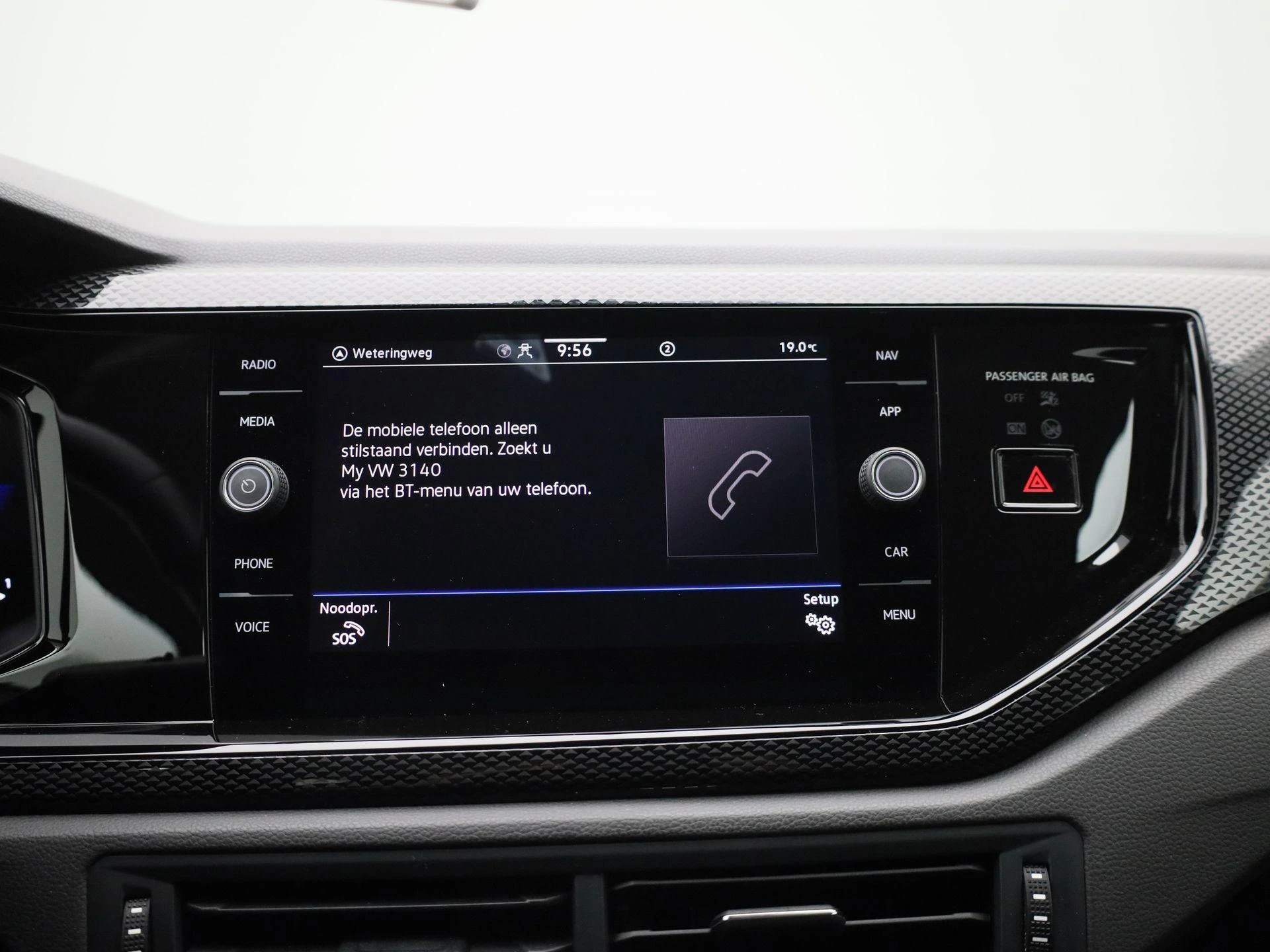 Volkswagen-Polo-image-19