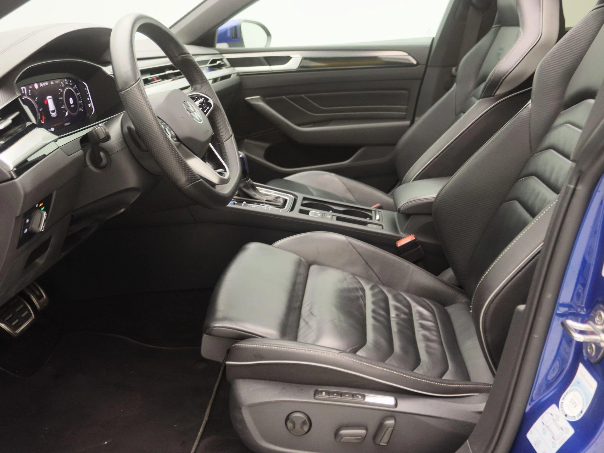 Volkswagen-Arteon-image-11
