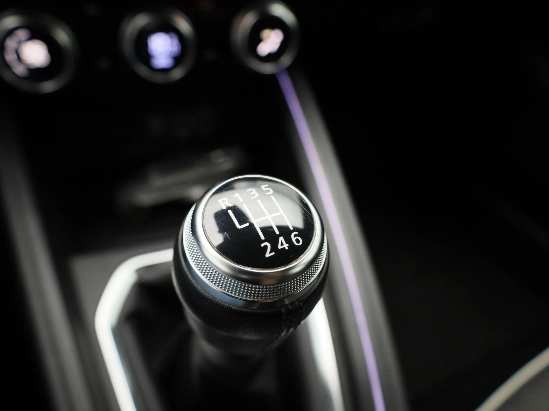 Renault-Clio-image-21