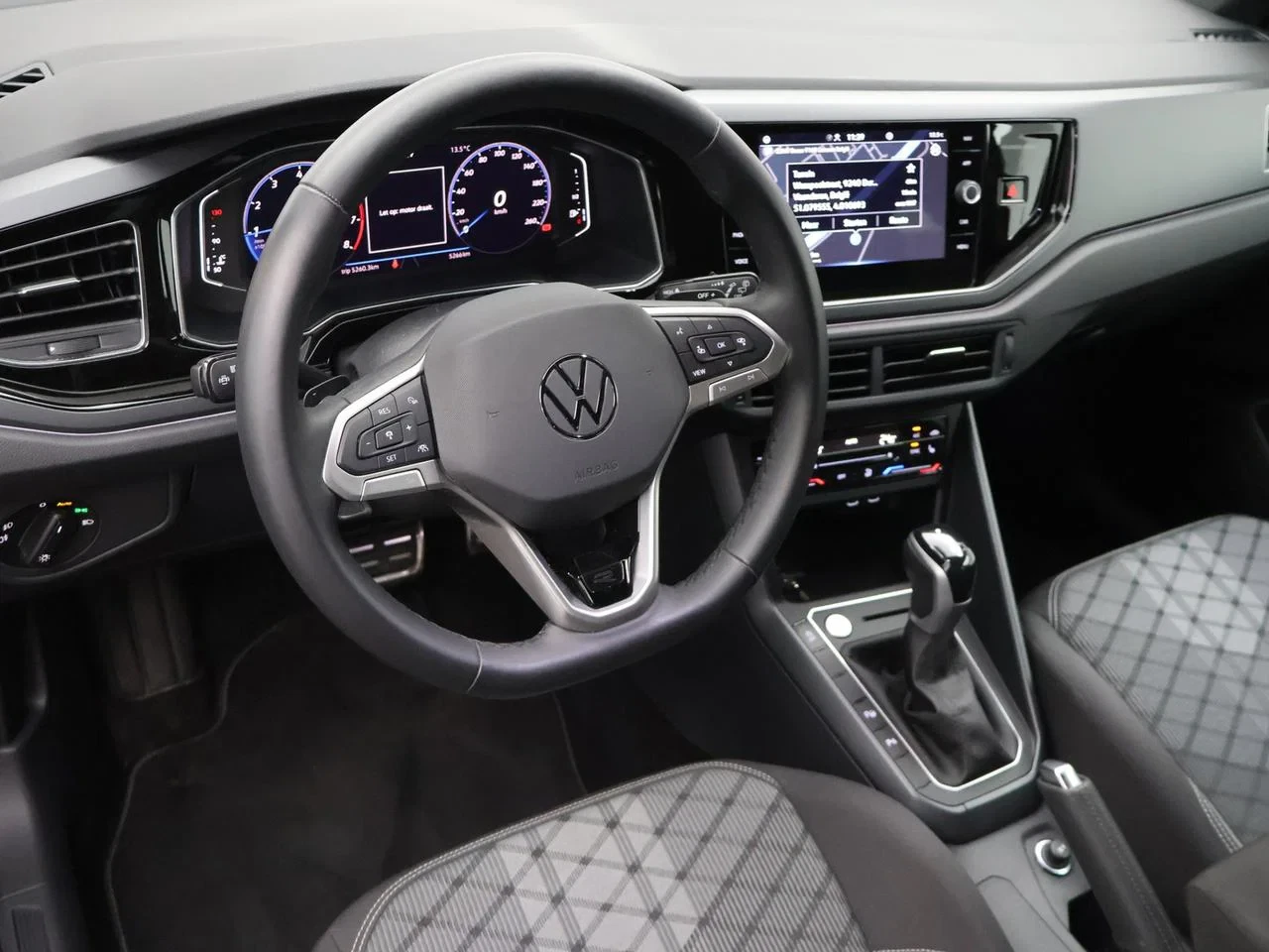 Volkswagen-Taigo-image-11